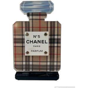Hommage an Chanel Burberry