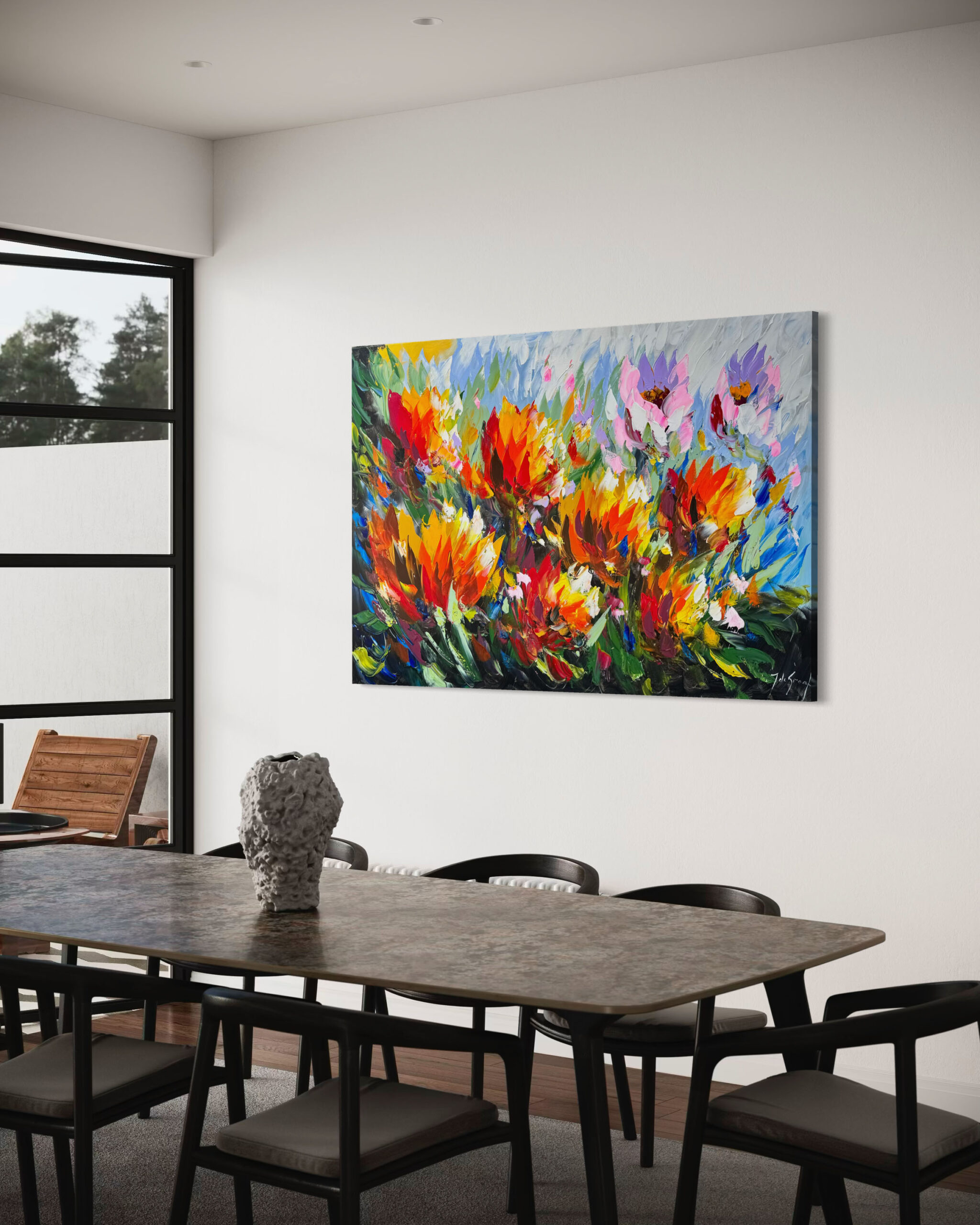 Abstrakte Blumen I - Ein Kunstwerk von Jochem de Graaf Über das Kunstwerk Schönes Kunstwerk von Jochem de Graaf. Dieses Gemälde, offensichtlich ein Einzelstück, ist mit dicken Schichten von Ölfarbe auf Leinen gemalt, was ihm eine besondere Dynamik verleiht. Die Komposition der Blumen ist fast abstrakt, was dem Kunstwerk einen modernen Look verleiht. Es hat eine Größe von 100x1oocm und kann, da die Seiten durchgemalt wurden, im Handumdrehen an die Wand gehängt werden. Wir persönlich finden, dass ein schwarzer Rahmen sehr gut zu diesem Kunstwerk passt. Lassen Sie sich in unserer Galerie beraten.      Dieses Kunstwerk ist in unserem Kunstverleih erhältlich und kann auch online gekauft werden. Die Lieferzeit beträgt ca. 1-3 Arbeitstage. Besuchen Sie unsere Galerie Kommen Sie und bewundern Sie die Kunstwerke von Jochem de Graaf in unserer Galerie in Amersfoort. Die Kunstgalerie Amersfoort hat die größte und sicherlich schönste Sammlung von Gemälden von Jochem de Graaf in den Niederlanden. Sie sind herzlich eingeladen, die Kunstwerke zu besichtigen und den einzigartigen Stil von Jochem de Graaf hautnah zu erleben. Über den Künstler Jochem de Graaf, der in Bunschoten lebt und arbeitet, malt mit Leidenschaft und ohne formale Kunstausbildung.    Seine Methode und der Einsatz von Materialien verleihen seinen Bildern eine besondere Dimension, wobei das Relief eine beeindruckende Tiefenwirkung erzeugt. Die Licht- und Schattenakzente unterstreichen diesen Effekt noch. Jochem hat ein umfangreiches Werk geschaffen und malt eine Vielzahl von Themen, darunter Blumen, Landschaften und Städte/Dörfer, alle in seinem unverkennbaren Stil. Seine Kunstwerke werden manchmal mit Modelliermasse aufgebaut und sind alle mit Ölfarbe auf Leinwänden gemalt. Mit einem Spachtel, einem dicken Pinsel oder einer Spachtel trägt er die Farbe auf die Leinwand auf, und mit kleineren Werkzeugen folgt die Verfeinerung. Möchten Sie Gemälde von Jochem de Graaf kaufen oder mieten, oder sie zunächst kostenlos erleben? Dieses Gemälde und andere Kunstwerke von Jochem de Graaf sind über unsere Kunstausleihe bei Amersfoort Art erhältlich und zu mieten. Ein Teil des Mietbetrags wird zur Bildung von Ersparnissen verwendet, die Sie zum Kauf des betreffenden Kunstwerks verwenden können. Wenn Sie bereit für etwas Neues sind, können Sie Ihre Ersparnisse nutzen, um ein neues Kunstwerk zu kaufen oder ein anderes Werk zu mieten und Ihre Ersparnisse mitzunehmen! Das Ausleihen von Kunst ist sowohl für Unternehmen als auch für Privatpersonen eine attraktive Option. Weitere Informationen zu den Bedingungen finden Sie auf unserer Website und in unserer Kunstausleihe. jochem de graaf malerei